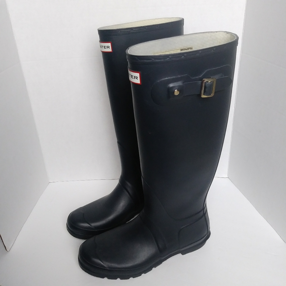 Hunter Matte Blue Rain Boots. Size 9